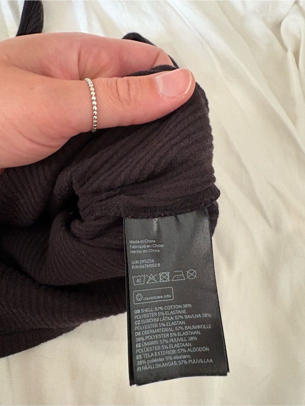 H&M Black Ribbed Button-Front Tank Top - Picture 3 of 3